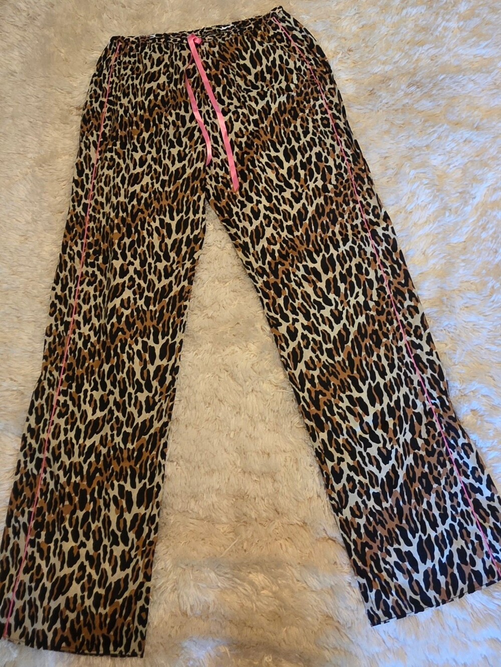 Betsey Johnson Women's Leopard Print With Pink Trim Pajama Bottoms Sz. S